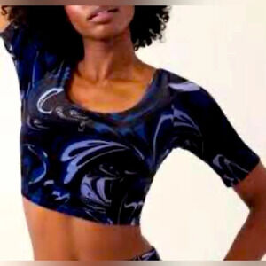 NEW Athleta Exhilarate Velvet scoop gym Bra spiral print Black Blue XL sleeves